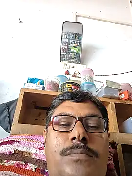 Srmotrs online show from October 24, 2025, 7:05 am