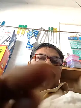 Srmotrs online show from December 18, 2025, 6:19 am