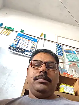 Srmotrs online show from February 23, 2026, 6:11 am