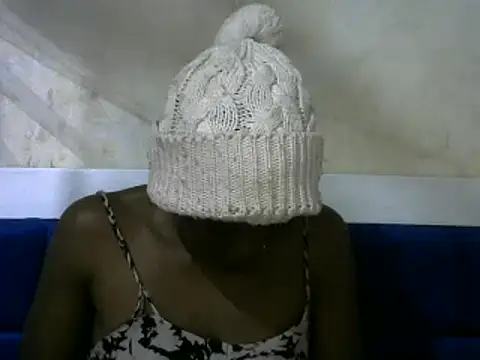 beauty petite online show from December 11, 2024, 8:39 pm