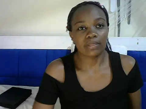 beauty petite online show from September 28, 2025, 10:37 pm