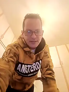 SperMaster dom online show from November 5, 2025, 1:27 am