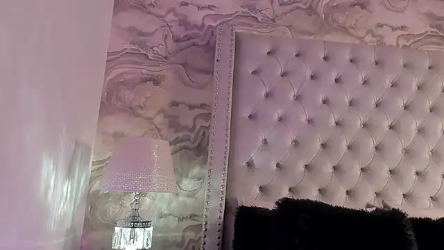 Kev jenner online show from February 22, 2025, 7:03 pm