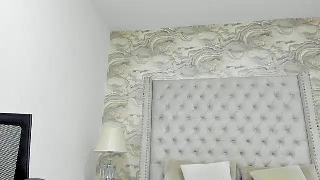 Kev jenner online show from September 21, 2025, 7:37 pm