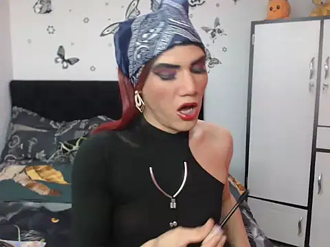 Snapshot of luna_grans_777 chatting on June 19, 2026, 3:38 pm luna grans 777 online show from June 19, 2026, 3:38 pm