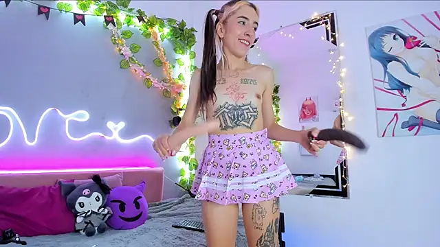 YouliteSllut2 online show from February 19, 2025, 11:25 pm