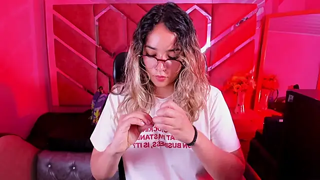 Olivia Fox69 online show from March 5, 2026, 3:24 am