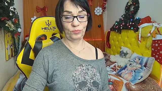 SandraHormas online show from January 18, 2025, 5:04 pm