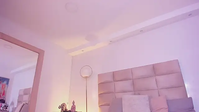 AngelyRosse1 online show from October 2, 2025, 3:57 am