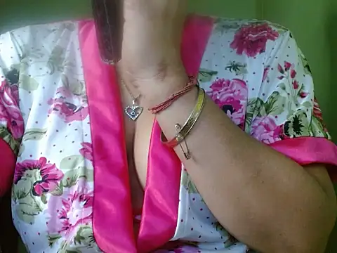 LOVERIAKOL online show from March 20, 2026, 6:46 pm