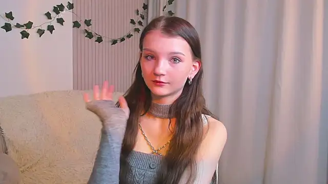 Snapshot of CindyGarrison chatting on February 25, 2025, 11:00 pm CindyGarrison online show from February 25, 2025, 11:00 pm