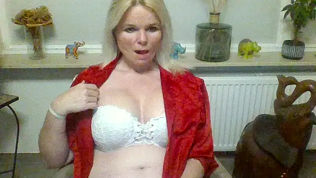 clwm online show from January 16, 2026, 6:45 pm