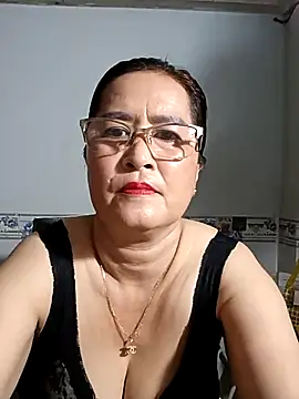 phnz online show from February 26, 2025, 1:19 pm