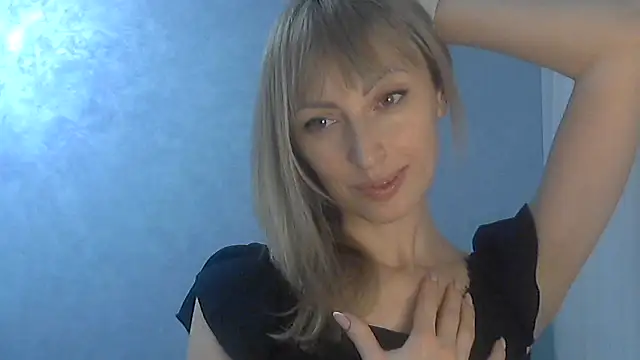 EffectMaya online show from March 2, 2025, 6:19 pm