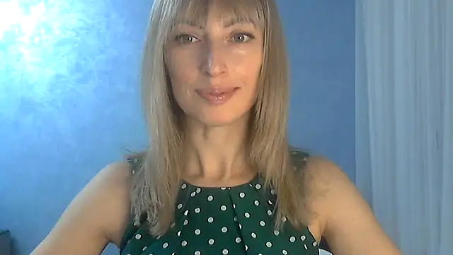 EffectMaya online show from March 9, 2025, 4:22 pm