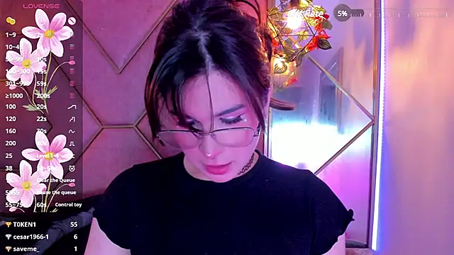 Yuri Stars online show from February 5, 2025, 8:57 pm