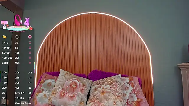 NayeCloud online show from January 11, 2026, 3:44 am