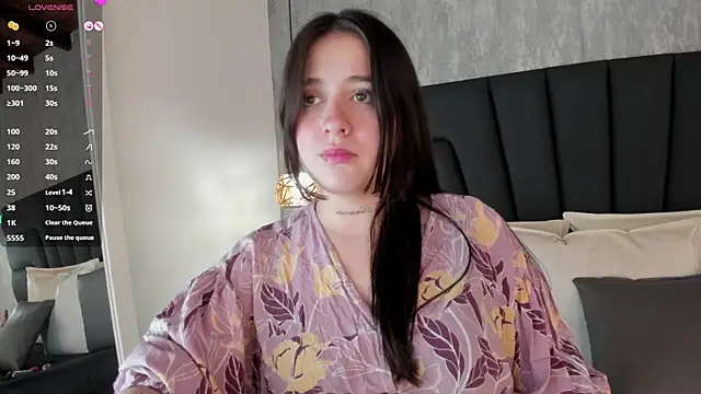 Snapshot of Sabrina_Lennox chatting on February 8, 2025, 10:40 pm Sabrina Lennox online show from February 8, 2025, 10:40 pm