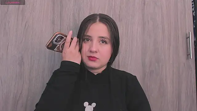 Snapshot of Sabrina_Lennox chatting on May 14, 2026, 2:18 am Sabrina Lennox online show from May 14, 2026, 2:18 am