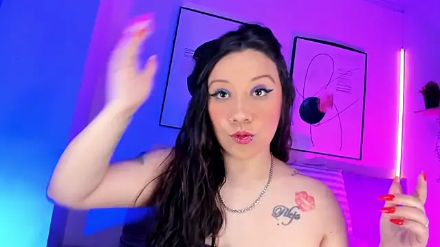 rose xd online show from February 11, 2025, 10:28 pm