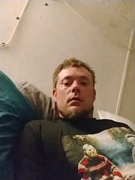 dadyyD95 online show from April 23, 2026, 10:03 am