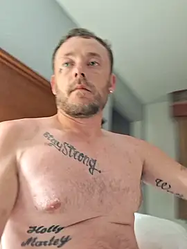dadyyD95 online show from July 7, 2026, 5:54 am