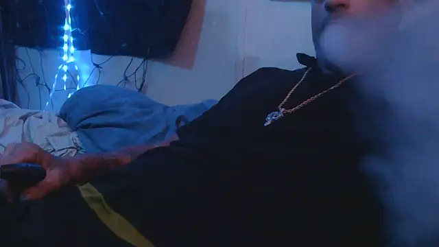 TheOneYouLove69 online show from November 30, 2025, 4:38 am