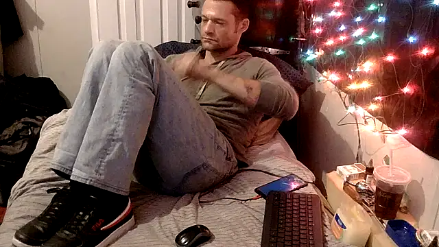 TheOneYouLove69 online show from January 5, 2026, 7:39 pm