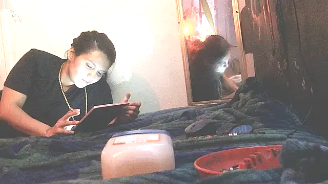 TheOneYouLove69 online show from March 12, 2026, 4:40 am