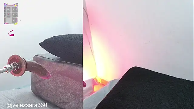 Snapshot of sara_smith45 chatting on September 23, 2025, 10:40 am sara smith45 online show from September 23, 2025, 10:40 am