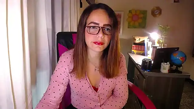 danielle rose 1 online show from May 28, 2026, 4:59 pm