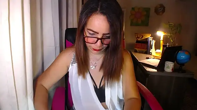 danielle rose 1 online show from June 2, 2026, 2:19 pm
