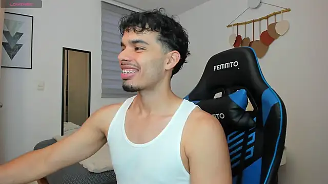 mateoleonee online show from March 3, 2025, 2:59 pm