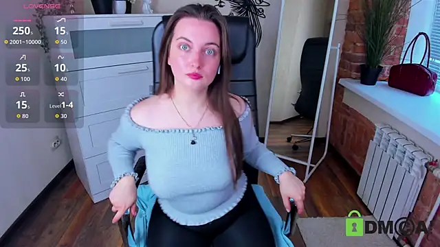 Snapshot of Astarte_Aste chatting on October 5, 2025, 10:57 am Astarte Aste online show from October 5, 2025, 10:57 am