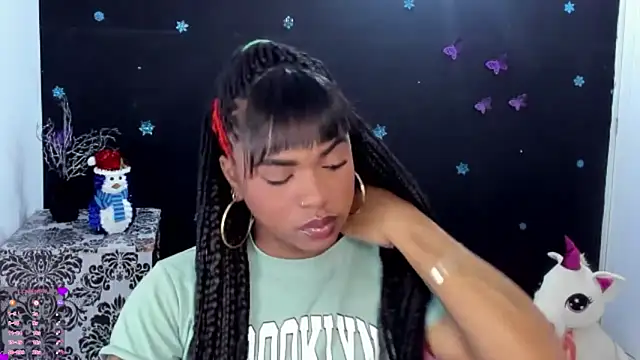 Marce 22 online show from November 16, 2025, 10:37 pm