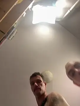 UnCuTupTheBuTT online show from September 19, 2025, 1:56 pm