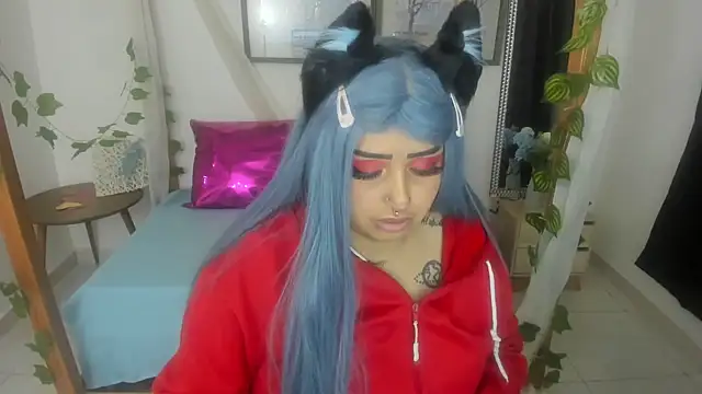 lussyevans24 online show from March 6, 2025, 7:36 am