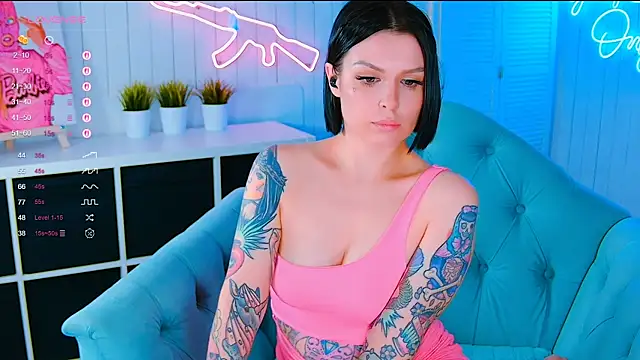 My toys pink online show from October 19, 2025, 2:56 am