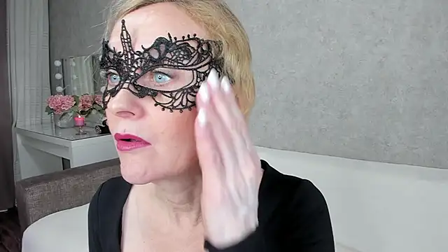 angelica marquise online show from February 24, 2025, 1:10 pm