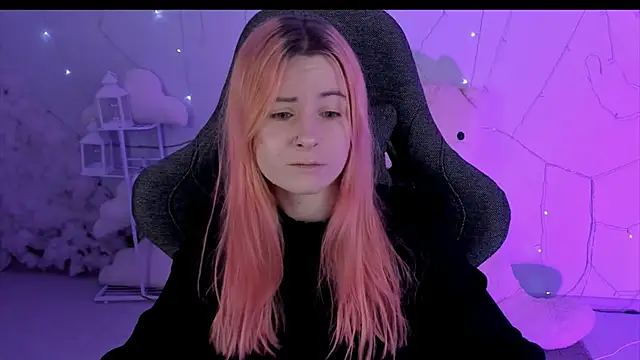 LexiWenford online show from January 13, 2025, 3:12 am