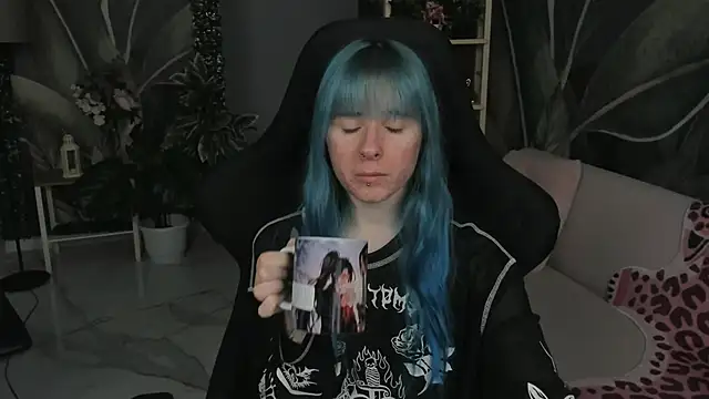 LexiWenford online show from September 26, 2025, 2:48 am