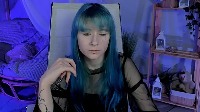 LexiWenford online show from October 6, 2025, 3:04 am