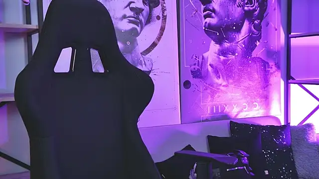 LexiWenford online show from January 14, 2026, 3:23 am