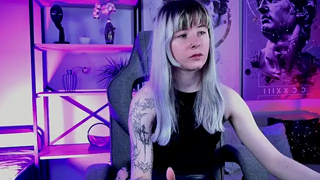 LexiWenford online show from April 6, 2026, 2:53 am