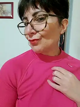 Viola8p online show from February 3, 2026, 3:39 pm