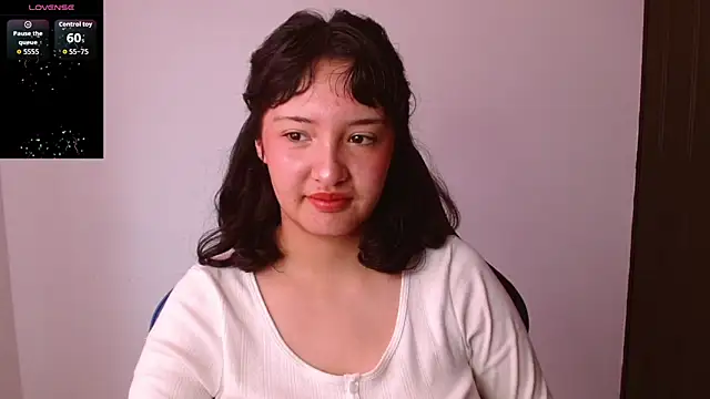 alexaa08 online show from April 9, 2026, 12:43 pm