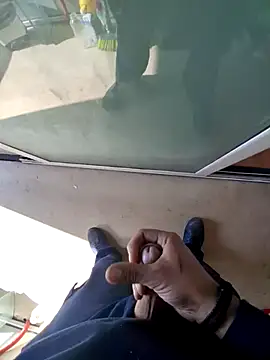 Snapshot of voupap6310 chatting on October 7, 2025, 8:11 am voupap6310 online show from October 7, 2025, 8:11 am