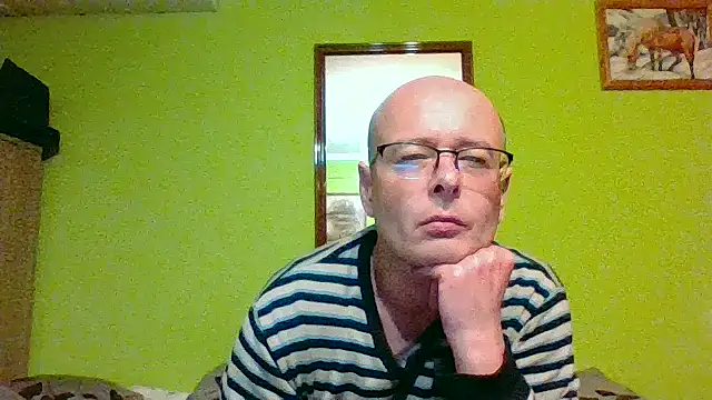 Snapshot of Tiger202441 chatting on May 18, 2026, 9:31 pm Tiger202441 online show from May 18, 2026, 9:31 pm