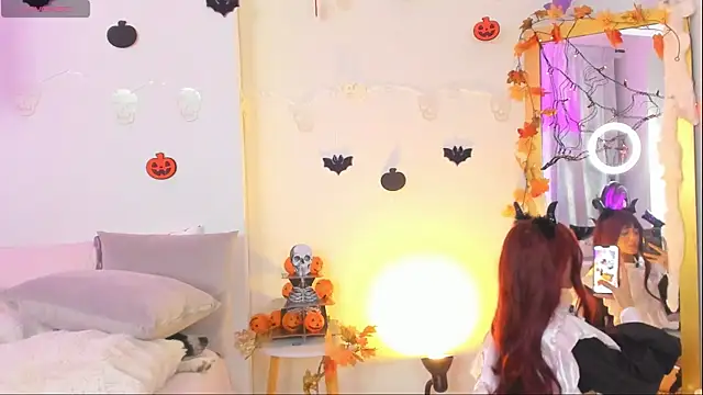 StormiRusso online show from November 1, 2025, 2:02 am