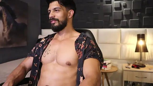 DannSaenz online show from February 15, 2025, 12:15 am